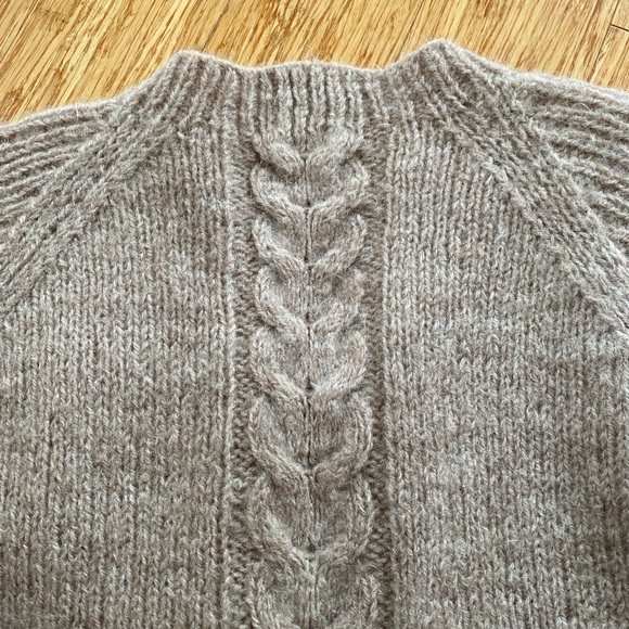 Rountree Hand Knit V-Neck Sweater - Picture 5 of 6